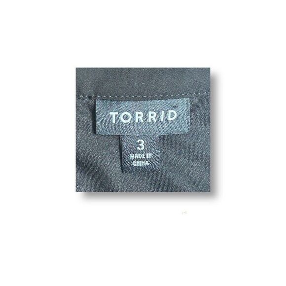 Torrid 3X Black Gold Metallic Stripe Halter Top Sleeveless Shiny Party Blouse - Picture 3 of 12